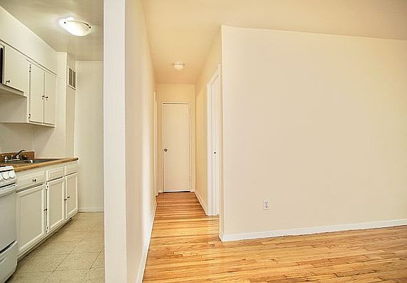 3rd image of 87-01 Elmhurst Ave #2AB