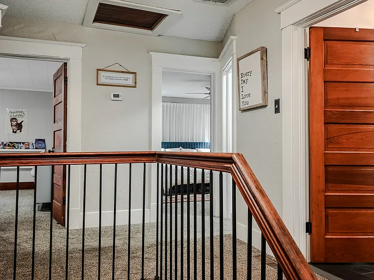 3 beds, 2 baths and laundry room on upstairs floor.