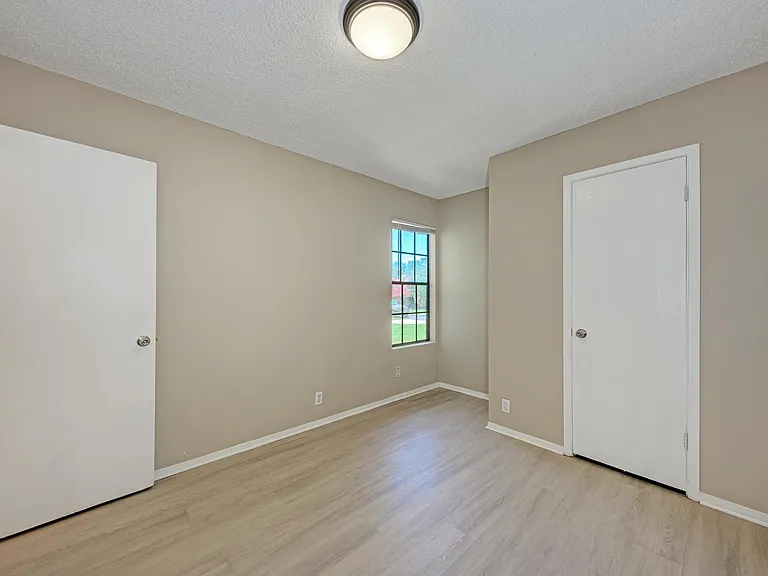 12408 Deer Falls Dr #B — Photo 26