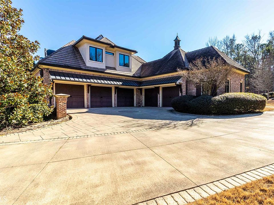 1st image of 175 Westbourne Dr #69