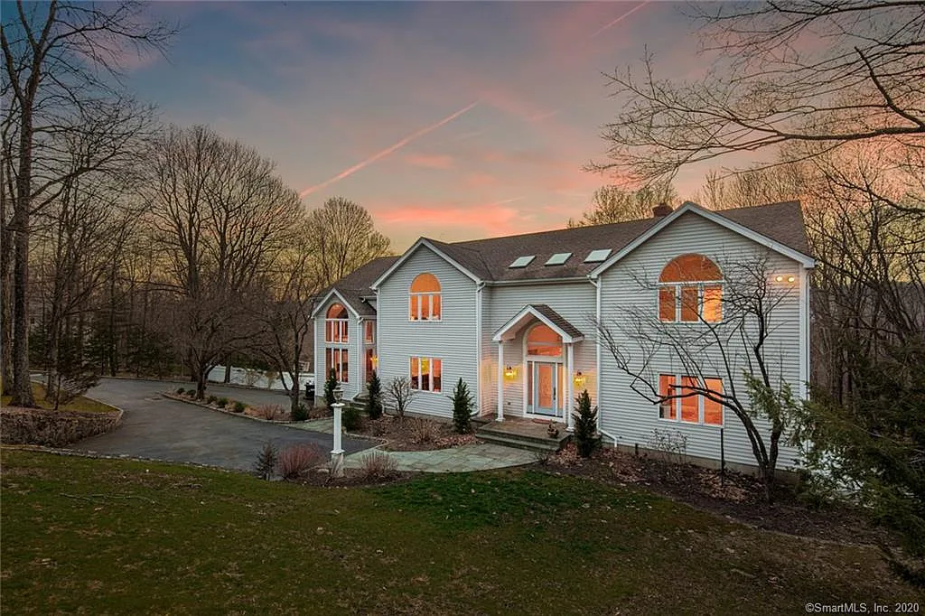 9 Partridge Ln photo 1