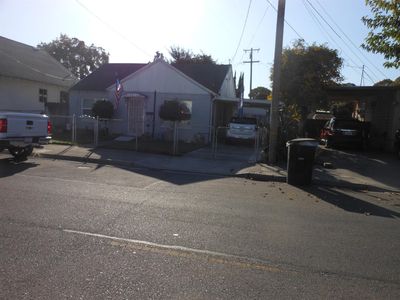 217 W H St, Oakdale, CA, 95361