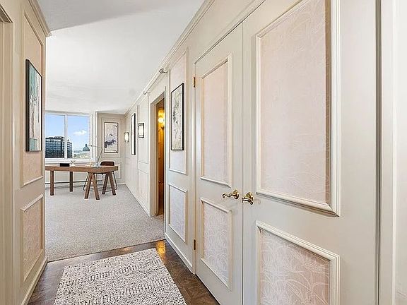 4th image of 4540 8th Ave NE APT 2305