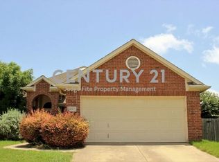 1636 Catherine St, Midlothian, TX 76065