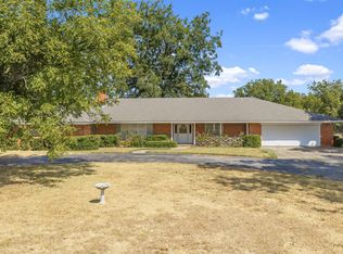 2011 W 1st St, Sulphur, OK 73086
