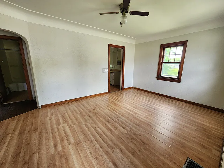 661 Dawson St — Photo 7