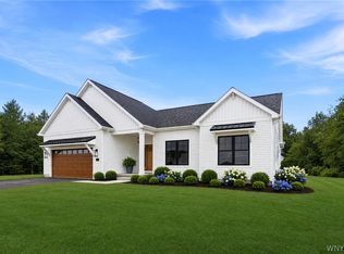 5693 Dorothy Cir, Clarence, NY 14032