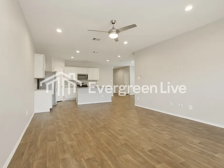 9909 Glen Brook Ln — Photo 8