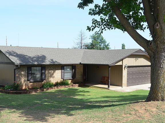 4th image of 111 Lana Dr
