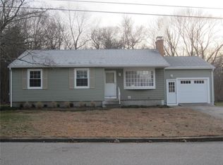 29 Doray Dr, Scituate, RI 02831