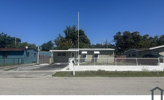 2nd image of 1154 NW 9th Ter