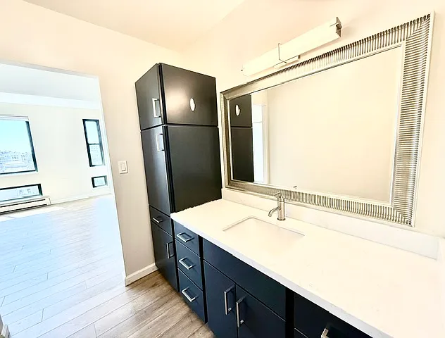 1 Daniel Burnham Ct #924 — Photo 30