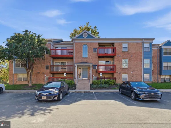 14 Cloverwood Ct APT 201, Baltimore, MD 21221