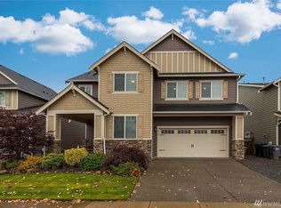 418 Petersen Dr E, Enumclaw, WA 98022