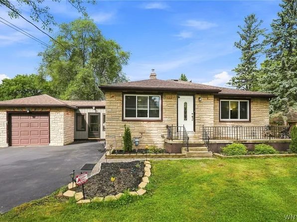 100 Brompton Rd, Williamsville, NY 14221