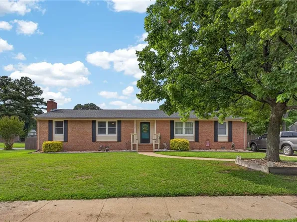 4028 Scotfield Dr, Chesapeake, VA 23321