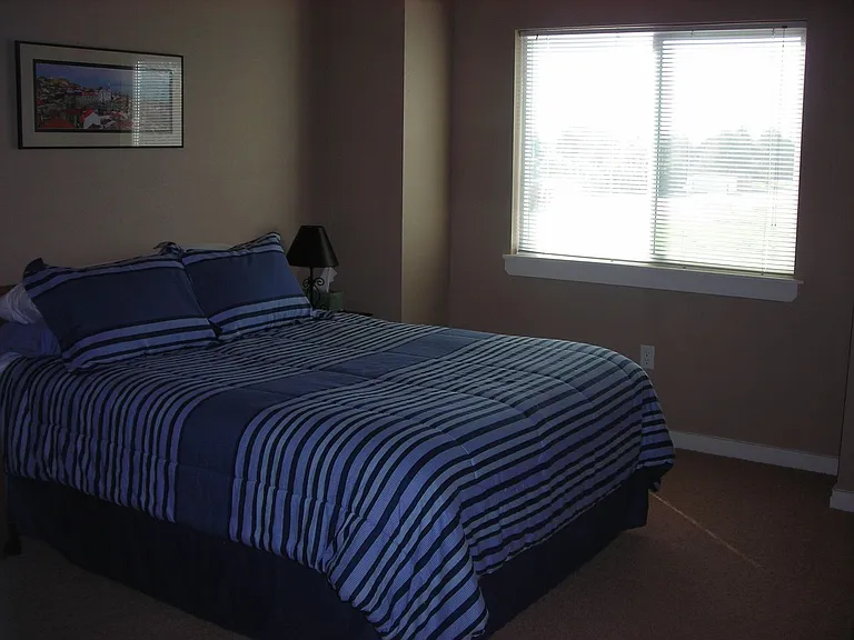 8832-8838 W Candleston Ln — Photo 8