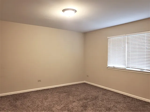 3818 Hennepin Dr — Photo 13