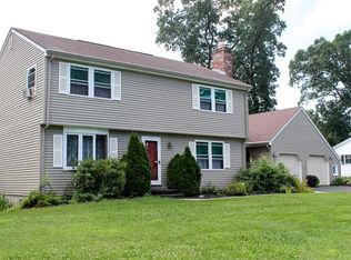 46 Old Mill Rd, Agawam, MA 01001