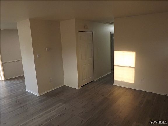 5th image of 2600 Vaga Ln
