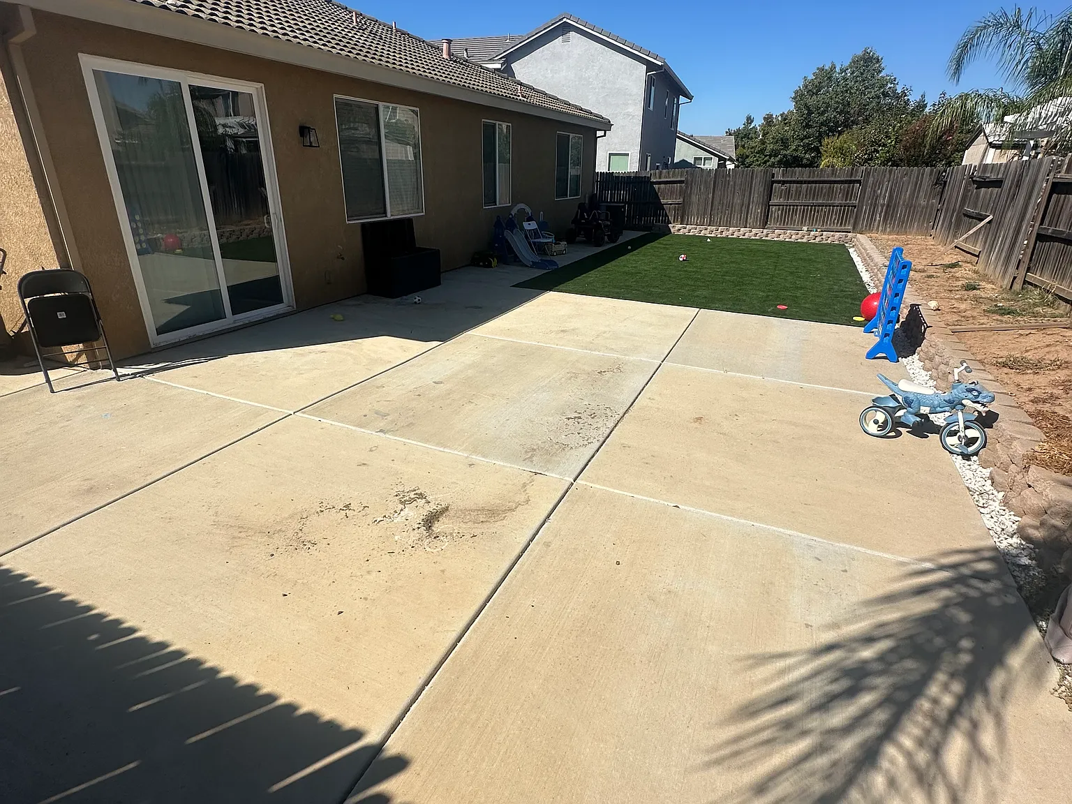 3 bed, 1360 sqft, $2,300 — Photo 4
