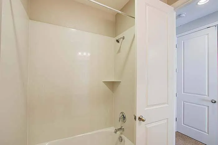 3rd Floor Bath