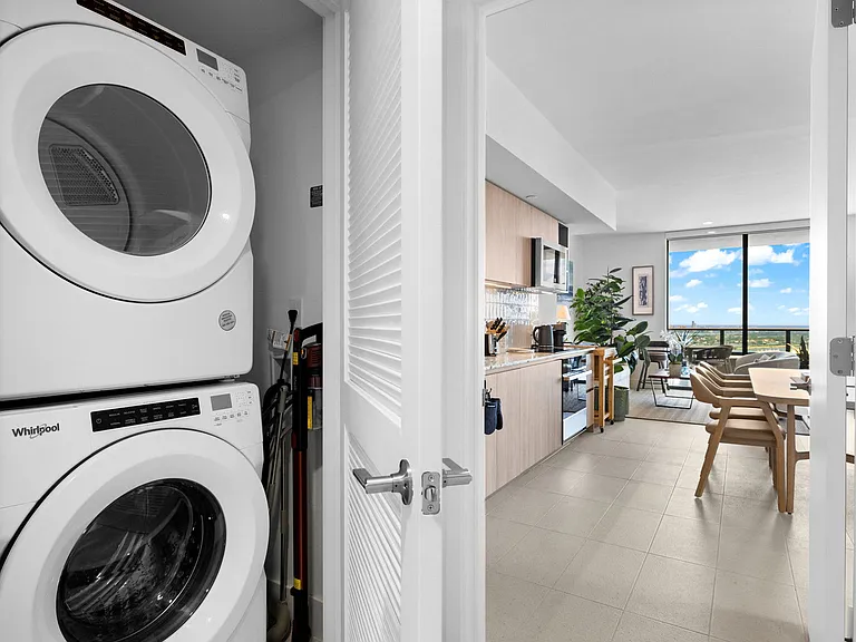 Washer/Dryer