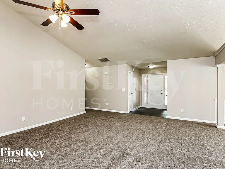 2146 Prospect Walk Way — Photo 2