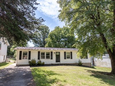 272 E 35th St, Buena Vista, VA, 24416