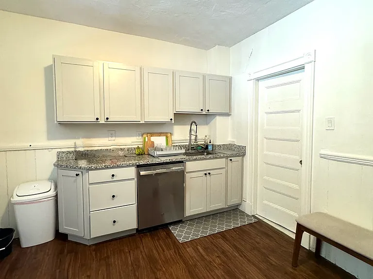868 Huntington Ave #2 — Photo 13