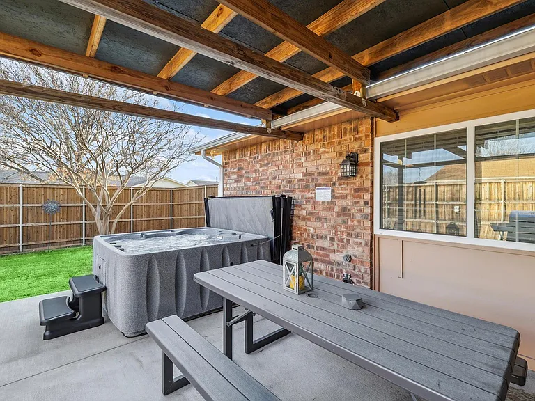 2914 Flagstone Dr — Photo 33