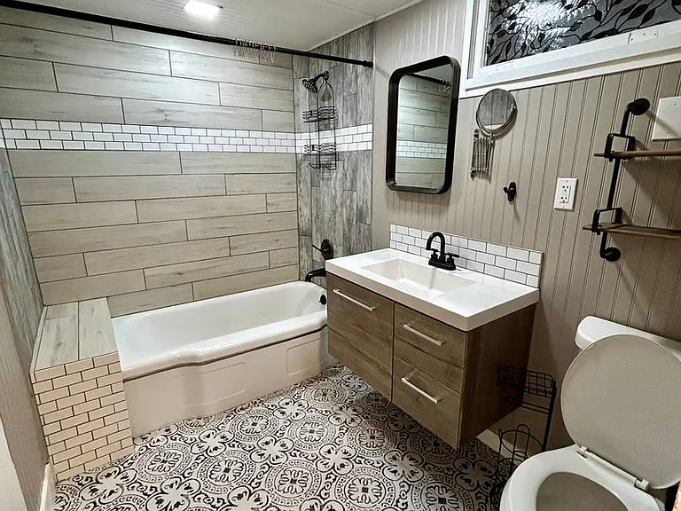 955 Osage Ave #2 — Photo 5