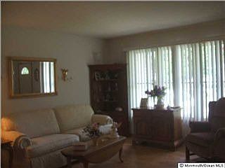 2nd image of 1520 Bee Way