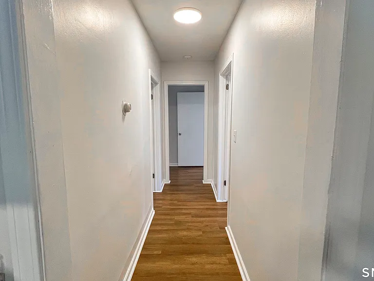 8 Locust St — Photo 15
