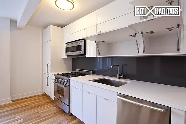 Rented by Citi Habitats | media 23