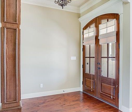 3rd image of 519 Falling Water Cir