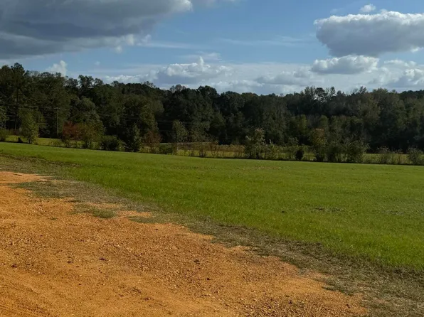 Xxxx Twin Oaks, McComb, MS 39648