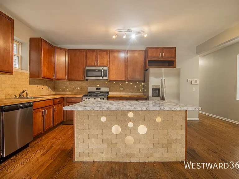 2328 W Washington Blvd #1 — Photo 5