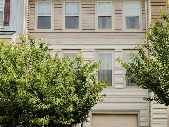 22168 Napier Ter, Ashburn, VA 20148