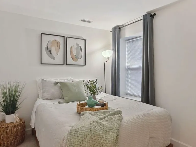 Secondary bedroom