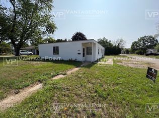 2434 Pine St, Marinette, WI 54143