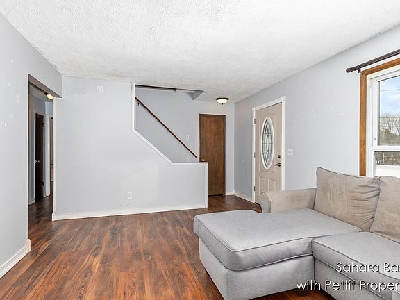 4th image of 10988 Sconcewood Dr SE