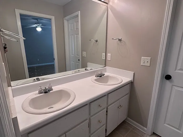 132 S Springview Dr — Photo 12