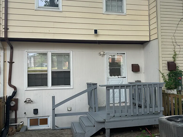 22 Monhegan Ct — Photo 8