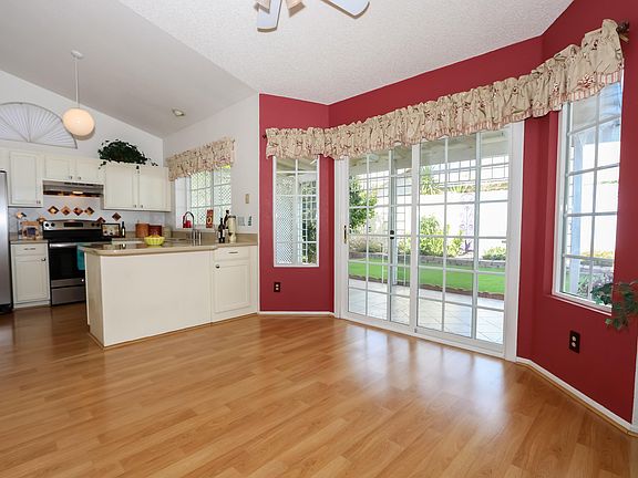 4th image of 2620 W Camino Del Medrano