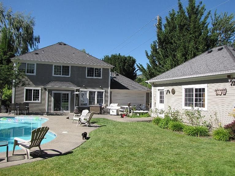 2nd image of 3488 Greystone Ct