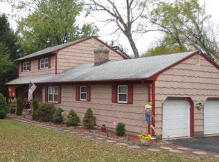 5 Carkhuff Rd, Flemington, NJ 08822