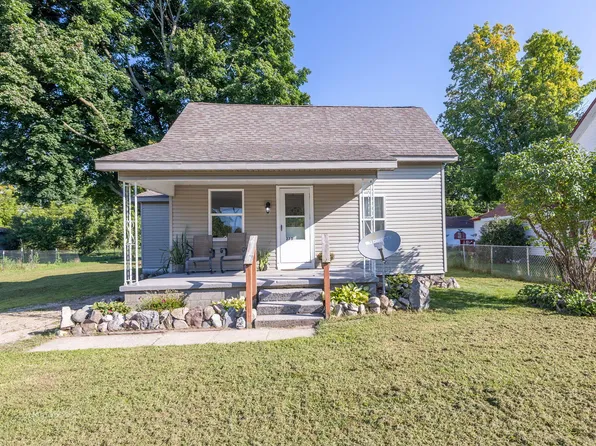 273 E Angel Ave, Barryton, MI 49305