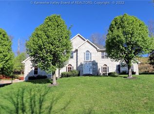30 E Coventry Rd, South Charleston, WV 25309