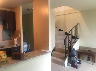 6166 N Sheridan Rd APT 2C, Chicago, IL 60660